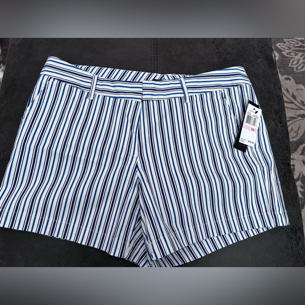 Land n Sea Blue stripe short short size 10